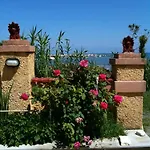 Makris Apartments