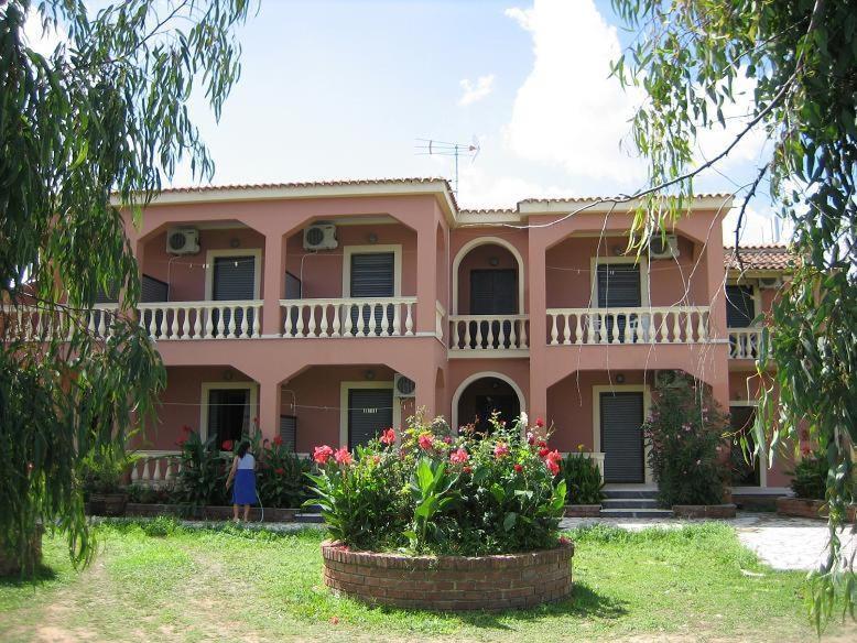 Appart hôtel Makris *